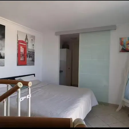 Residenza Dell Agrifoglio רומא